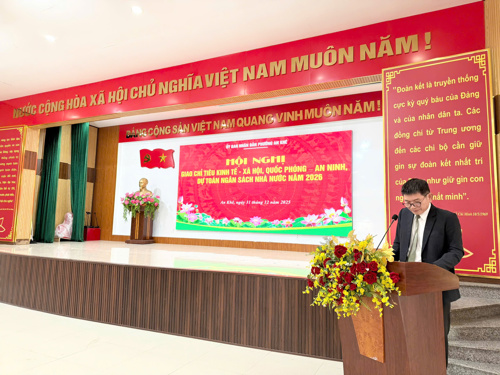 Đồng chí Tào Hùng – Phó chủ tịch Thường trực UBND phường