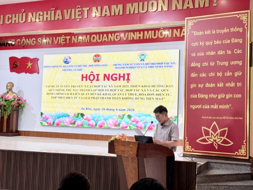 Đồng chí Tào Hùng – Phó chủ tịch thường trực UBND phường An Khê phát biểu khai mạc