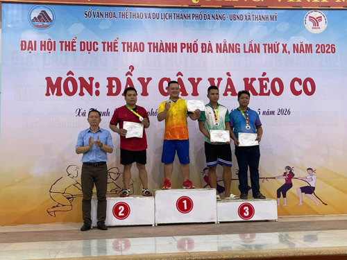 VĐV Nguyễn Trung Nam (Tổ 34AK) huy chương vàng hạng cân 75-80kg