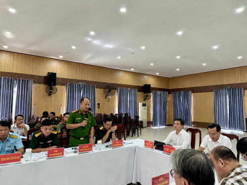 Các đại biểu tham gia thảo luận tại Hội nghị