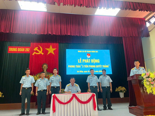 Các đơn vị ký kết giao ước phong trào thi đua "Ba tiên phong quyết thắng" giai đoạn 2025-2030